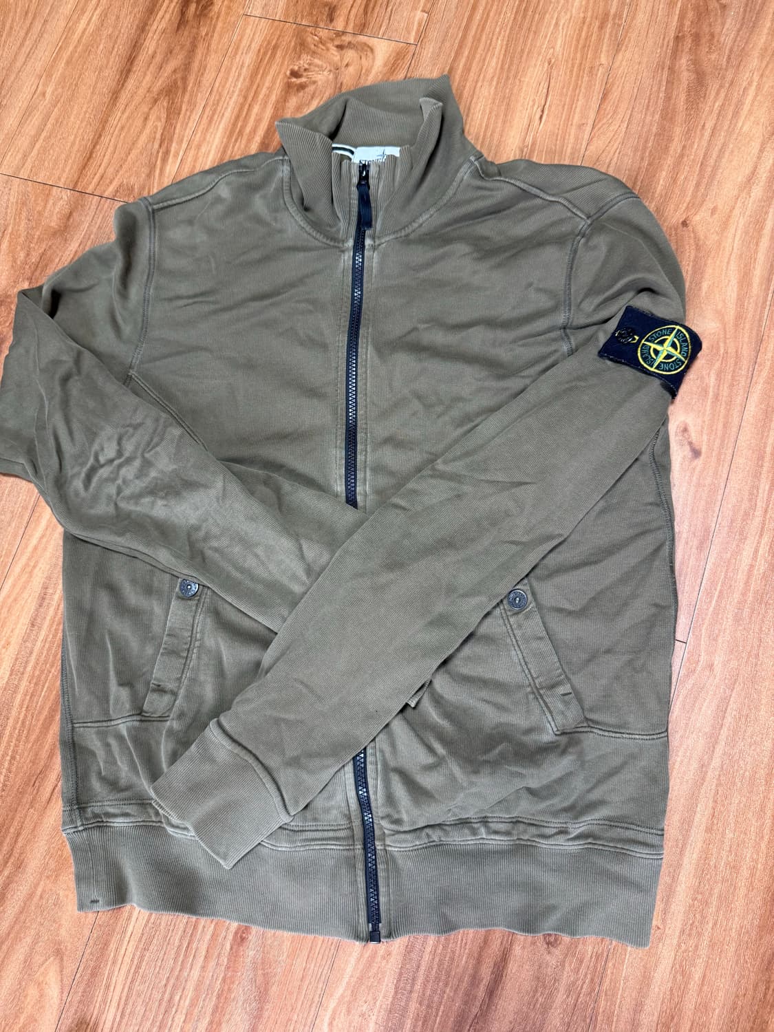 [L] 01SS 스톤아일랜드  카키 집업 상품이미지2