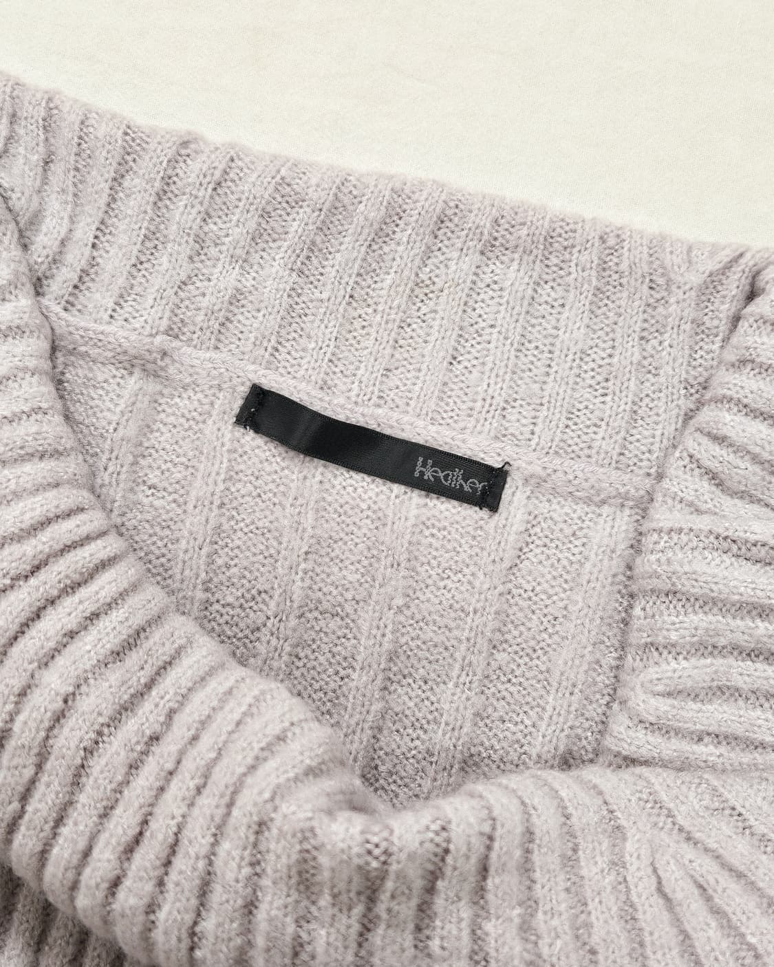 루즈핏 숄 카라 니트 미니 원피스
일본빈티지 상품이미지4