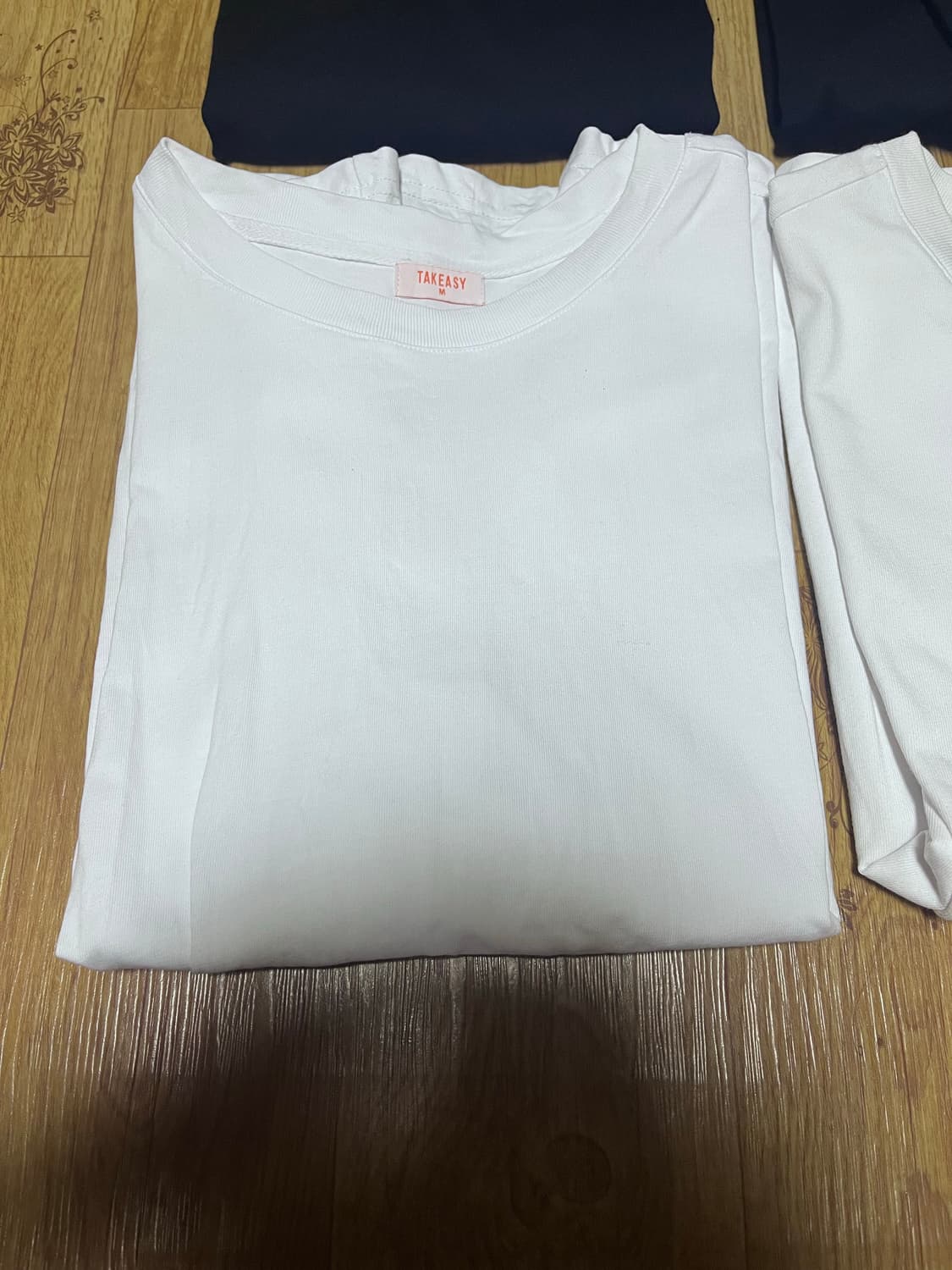 테이크이지 솔리드 크롭 티셔츠 블랙 화이트 M 상품이미지2