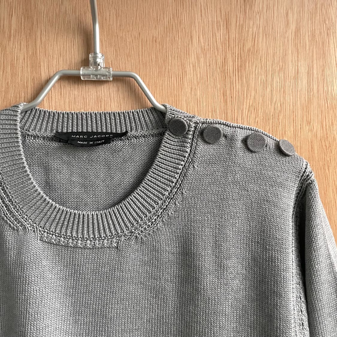 마크제이콥스 숄더 버튼 니트 상품이미지2