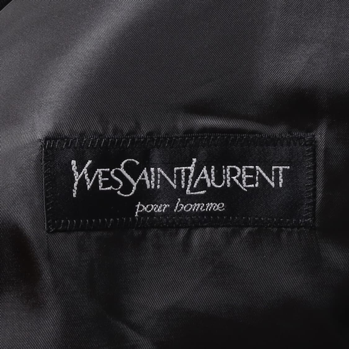 입생로랑 Yves Saint Laurant 3B Blazer

 상품이미지7