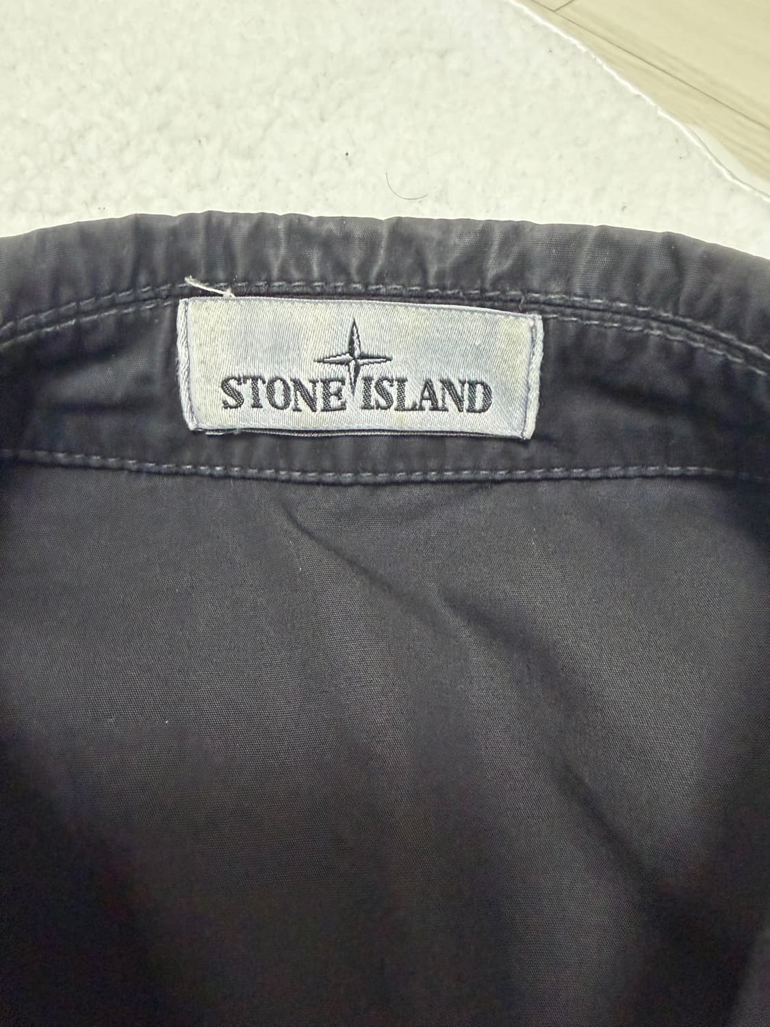 급처 백화점판 스톤아일랜드 오버셔츠 블랙 L 상품이미지3