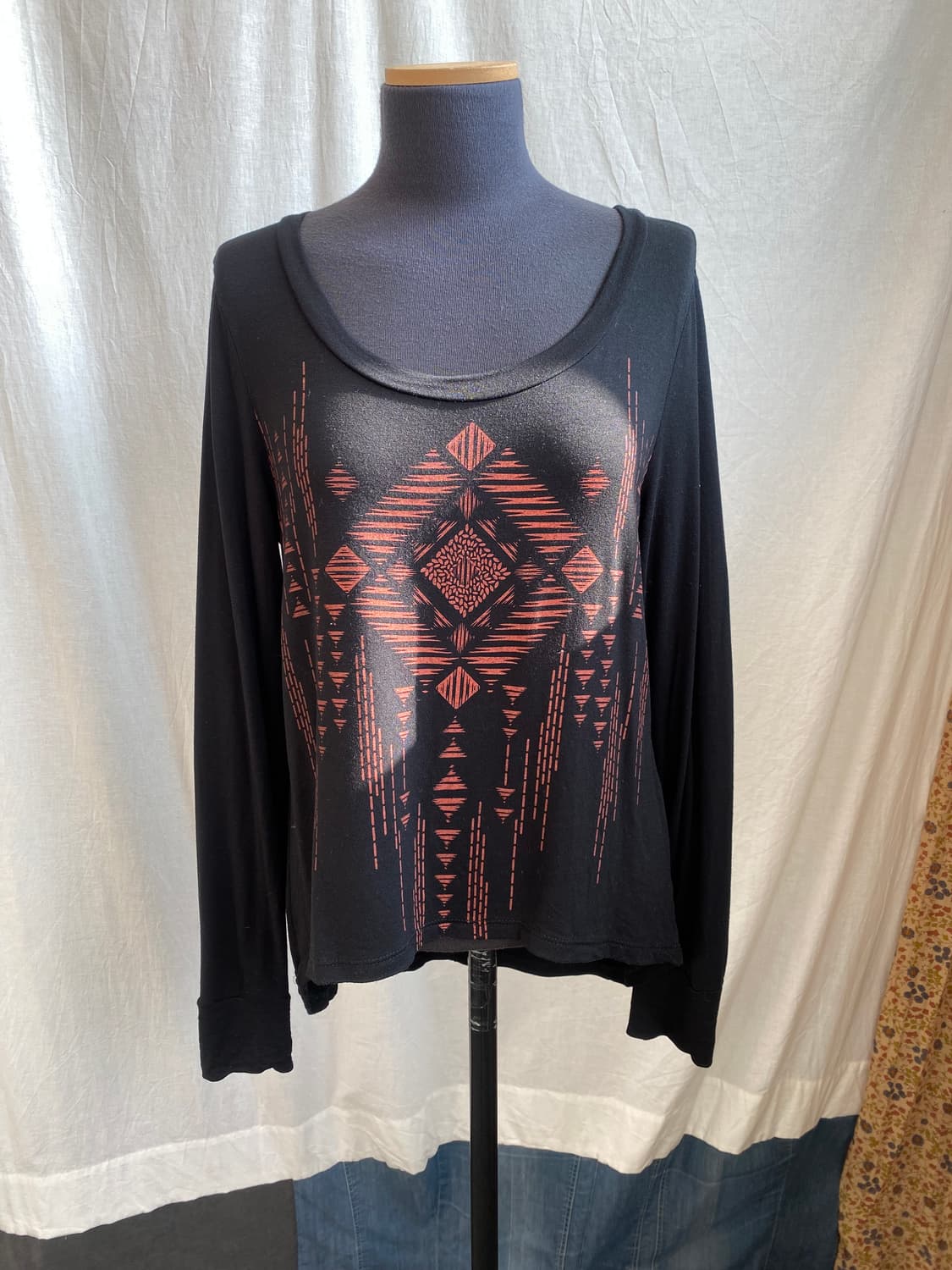 에스닉패턴 티셔츠(M) 상품이미지1