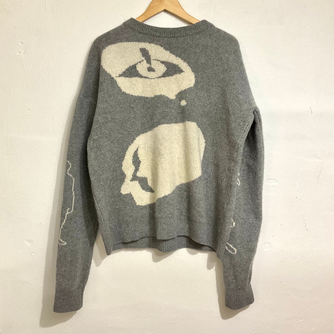 토니웩 오버사이즈 그래픽 니트 상품이미지1