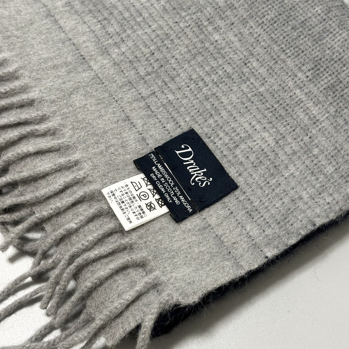 [Drakes] 드레익스 네이비&그레이 그라데이션 스카프 상품이미지6