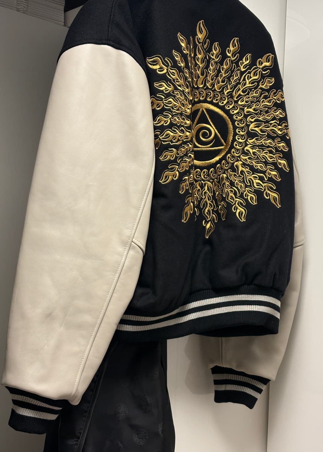 (L) 스투시 Stussy x 드리스반노튼 바시티자켓 상품이미지2