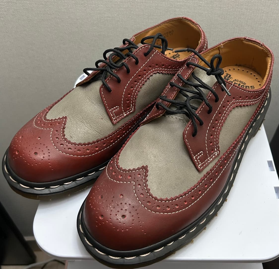 닥터마틴 3989 브로그 윙팁 슈즈 상품이미지1