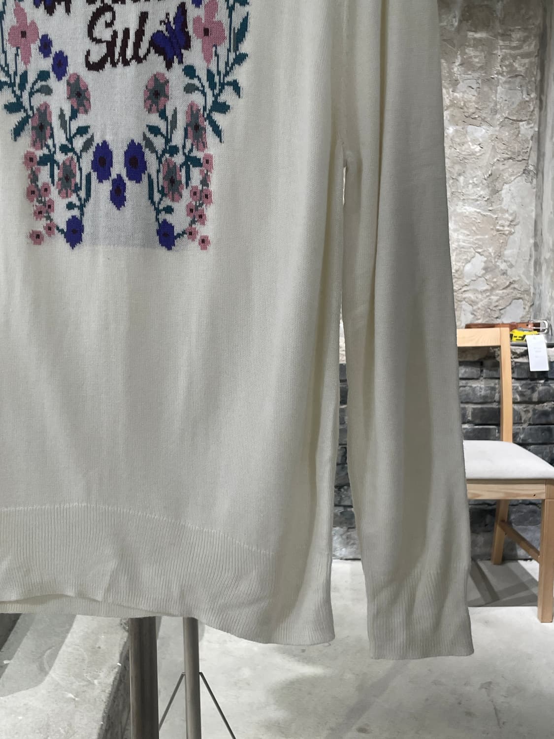 안나 수이 아이보리 플라워 엠브로이드 크루넥 니트 상품이미지5