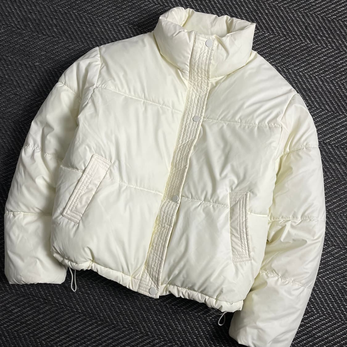 빈티지 우먼스 유광 크롭 패딩 y 4233 상품이미지1