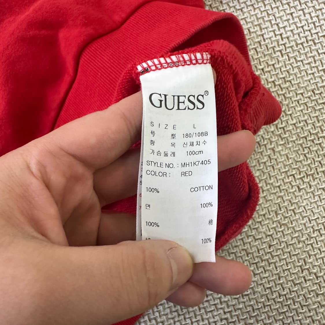 L 게스 엠보 로고 레드 후드티 0423D 상품이미지3