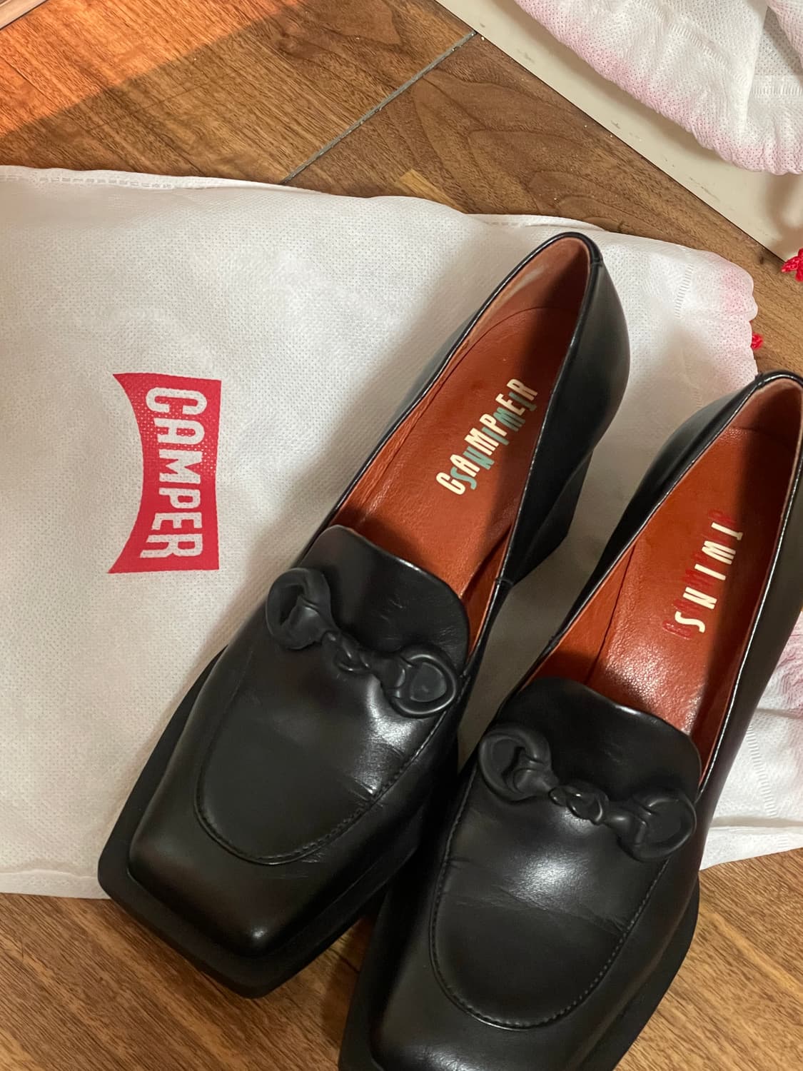 Camper  캠퍼 스퀘어힐 37사이즈 상품이미지1