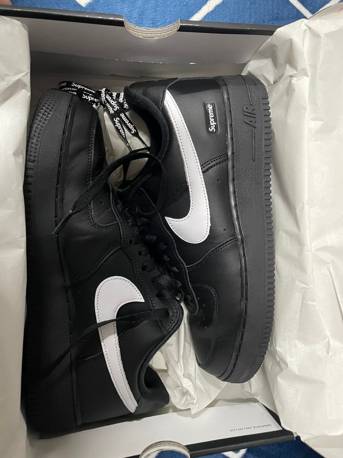 슈프림 에어포스 검흰 270 상품이미지1