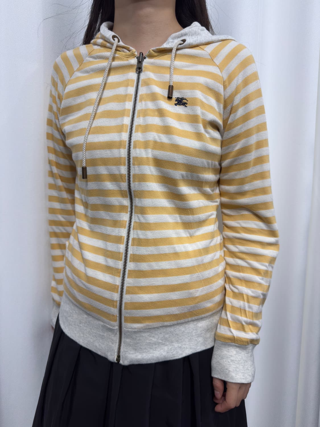 burberry blue label reverseible hood zip 상품이미지3