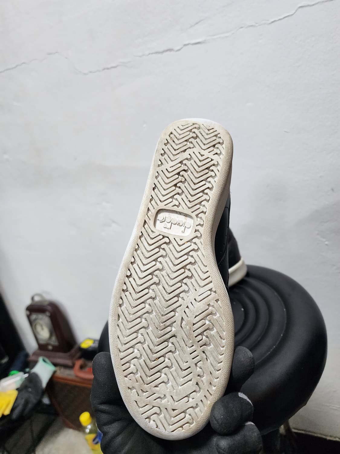 디아도라 블랙 레더 스니커즈.. 상품이미지4