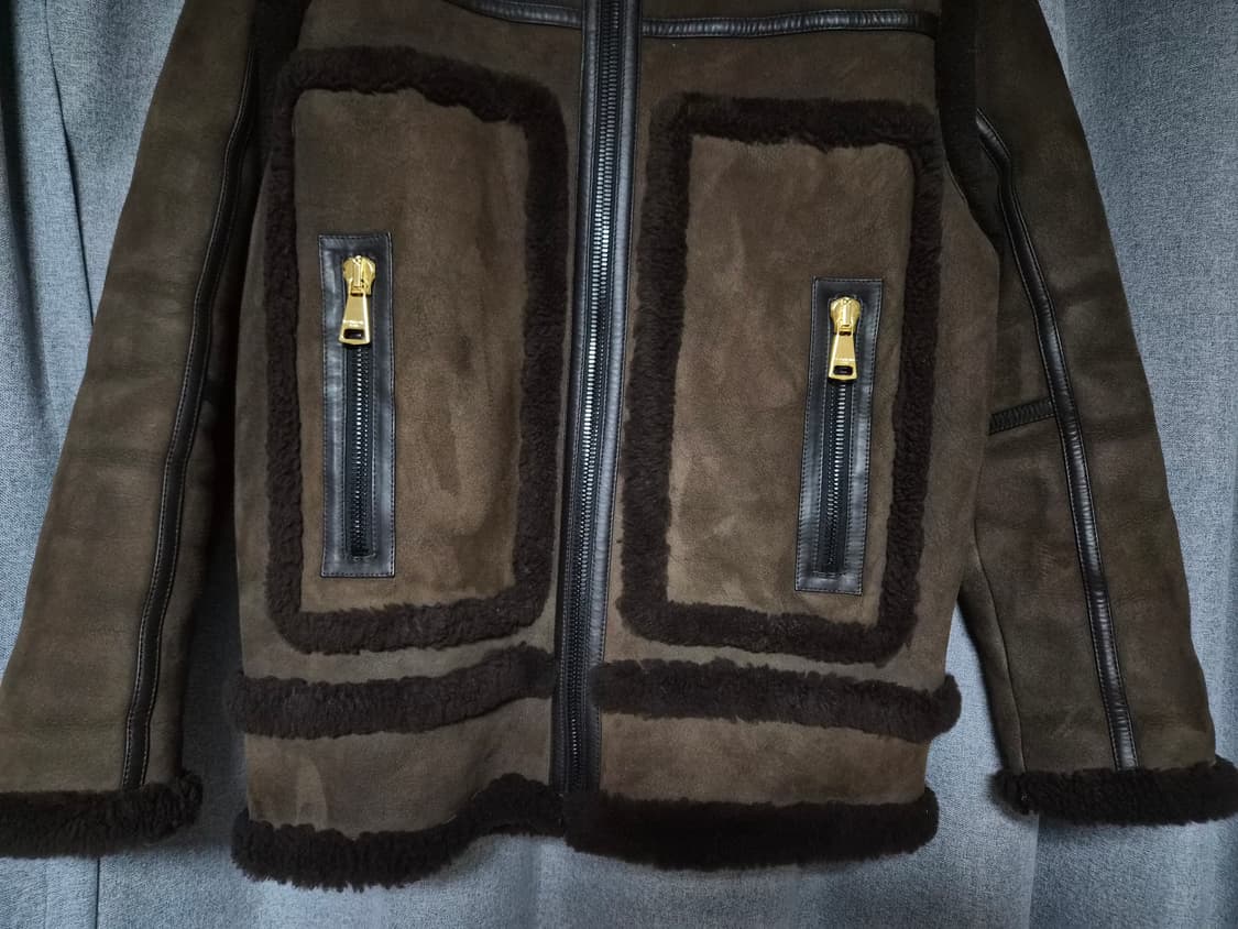 발망 23fw 시즌 최고가 무스탕팝니다 구찌 프라다 루이비통 상품이미지5