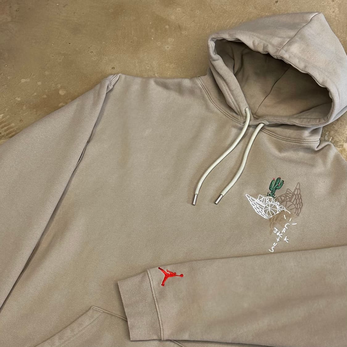 XL 조던 X 트래비스 스캇 풀오버 베이지 후드티 상품이미지3