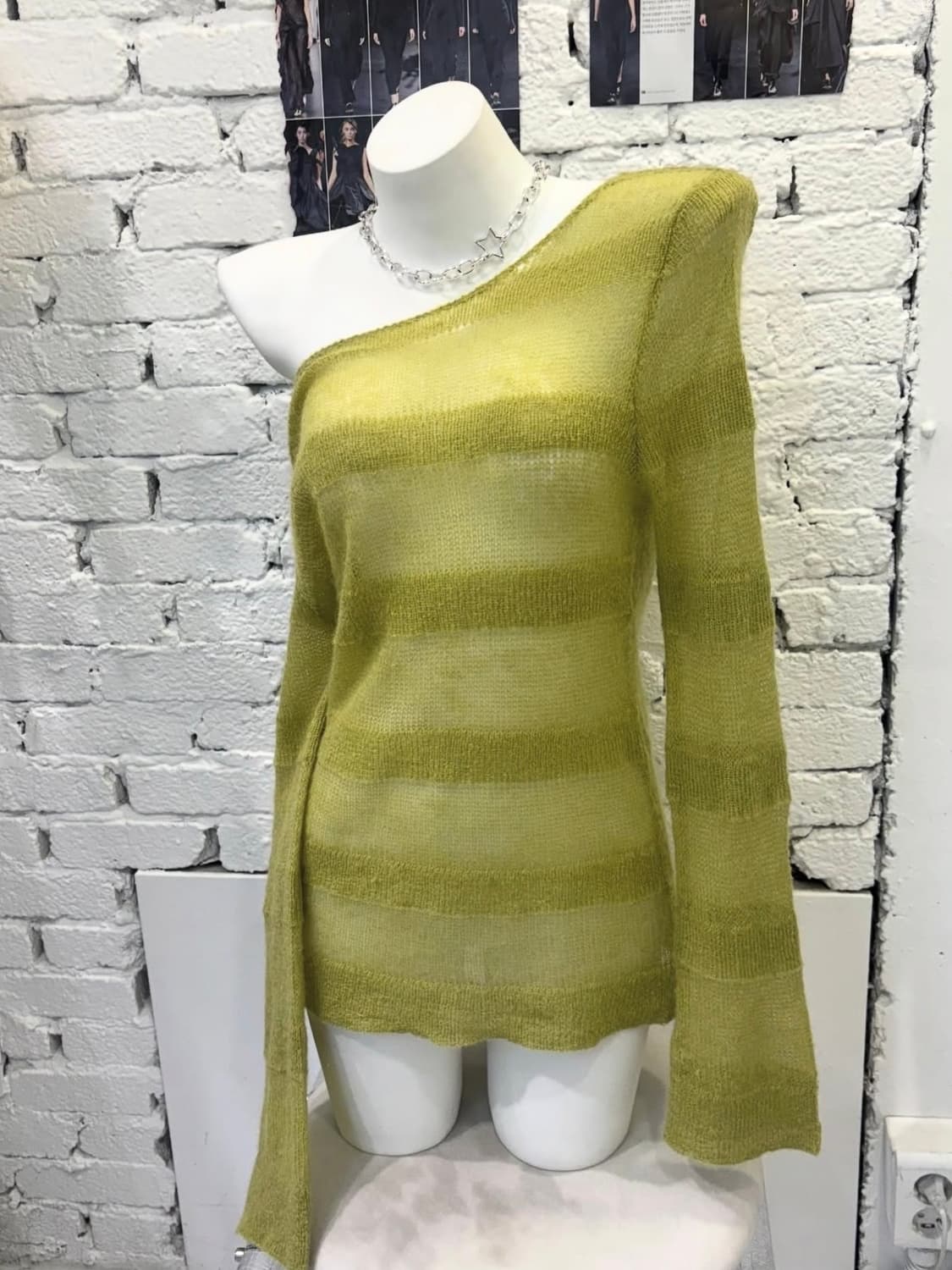 Stripe Off-Shoulder See-through Knit 상품이미지2