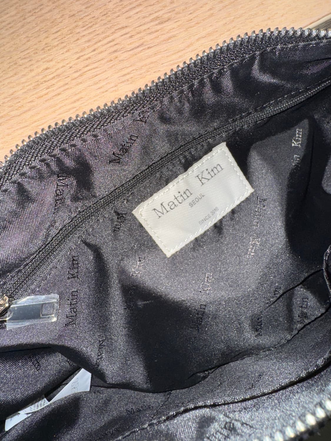 마뗑킴 HALF SHIRRING RIBBON ROUND BAG 상품이미지4