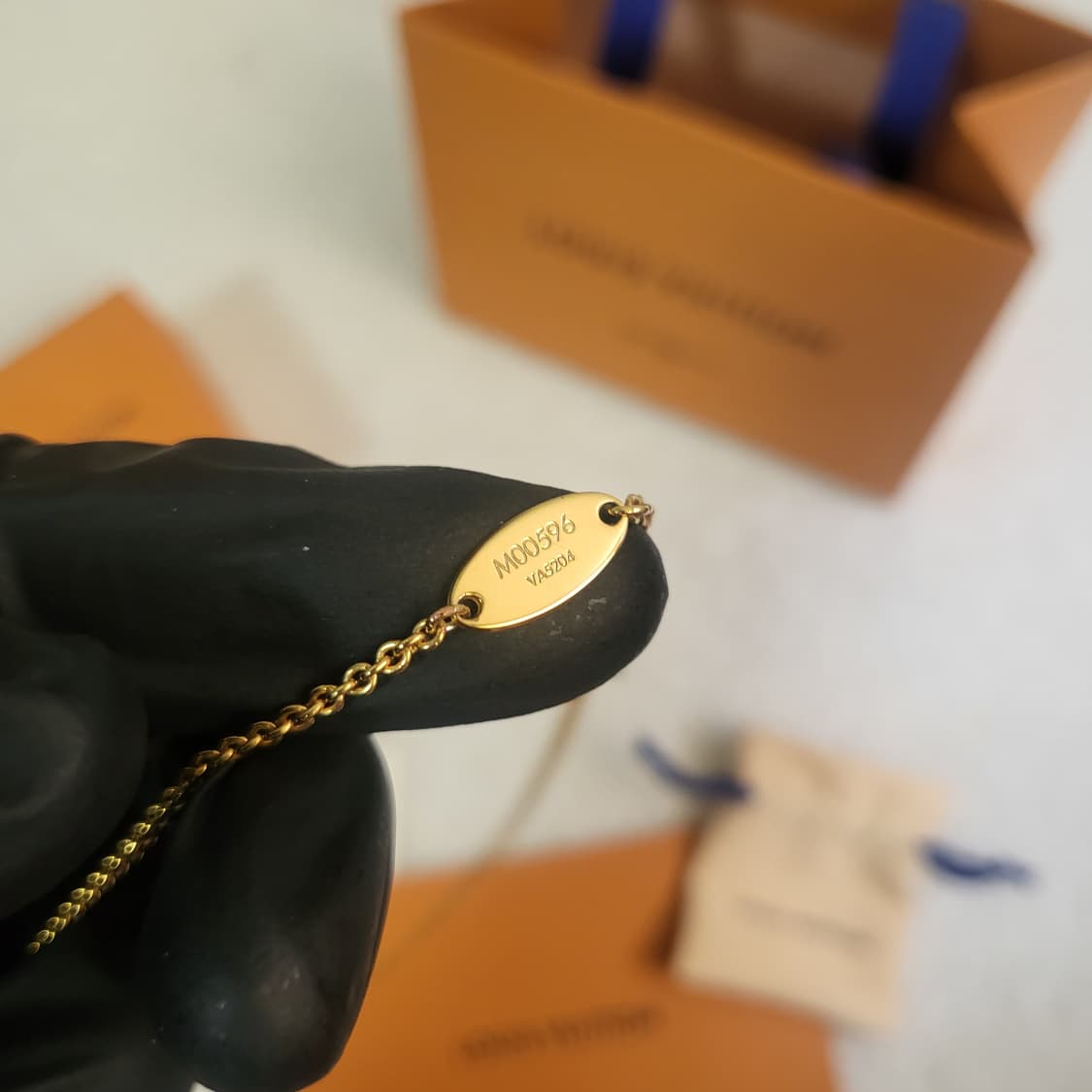 [새상품급/풀구성] 루이비통 LV 아이코닉 목걸이  상품이미지8