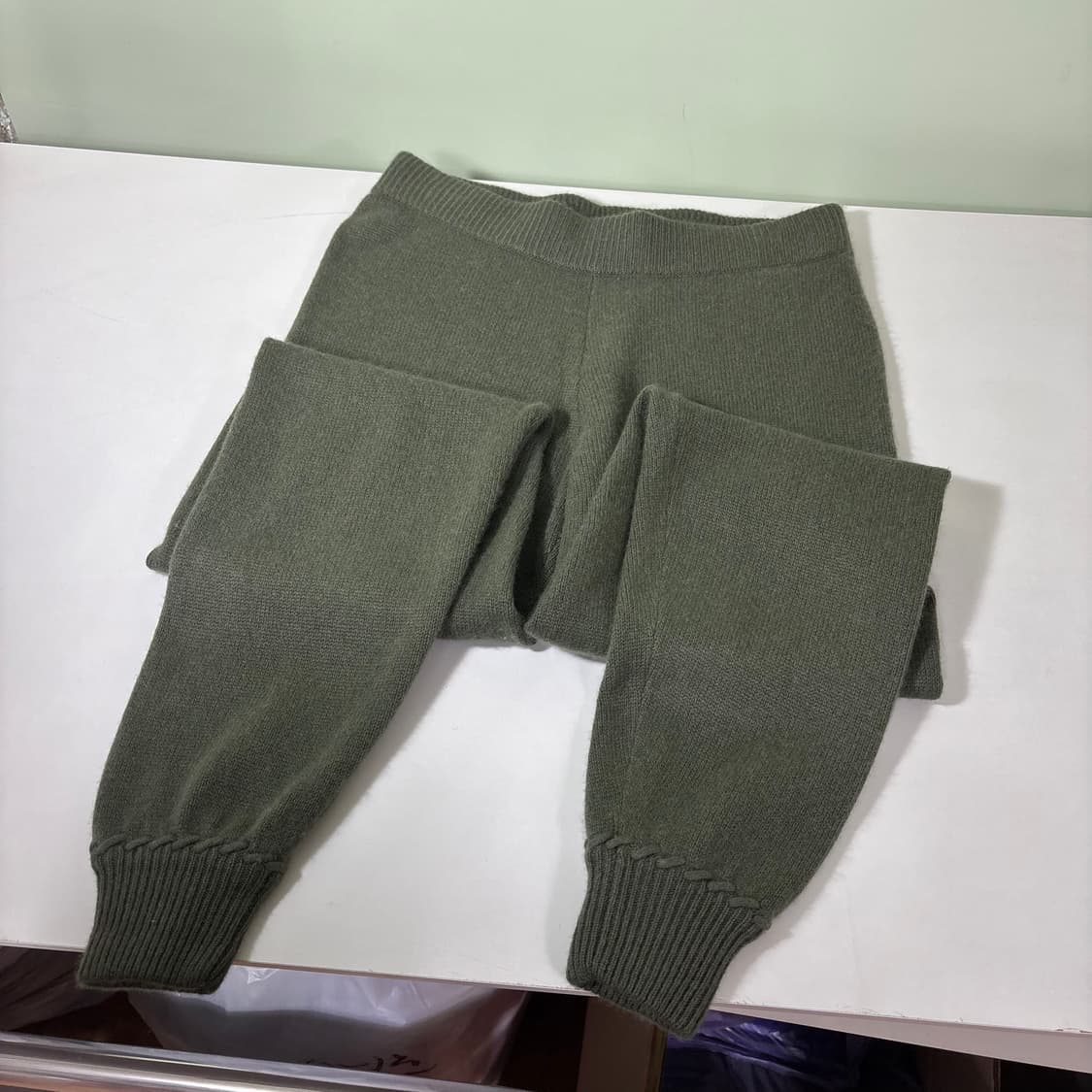 우먼S-M 띠어리 카키 캐시미어100% 조거팬츠 상품이미지3