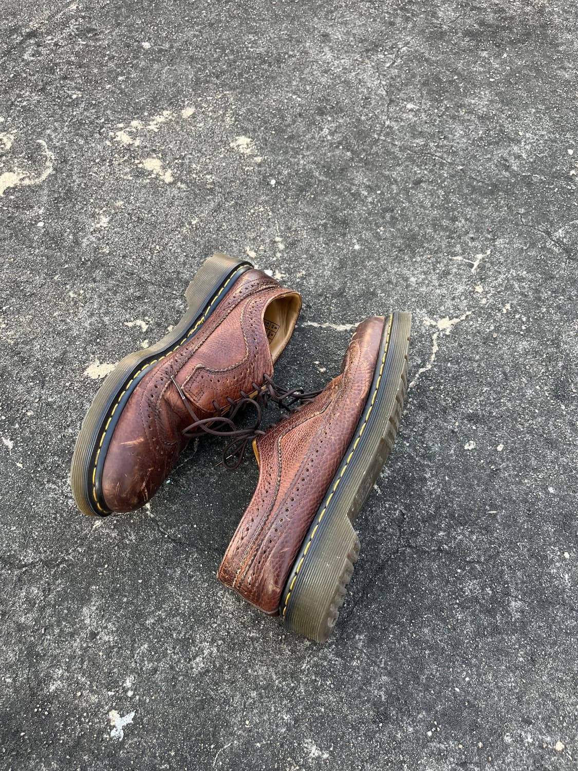 Dr.Martens  브라운 윙팁 상품이미지5