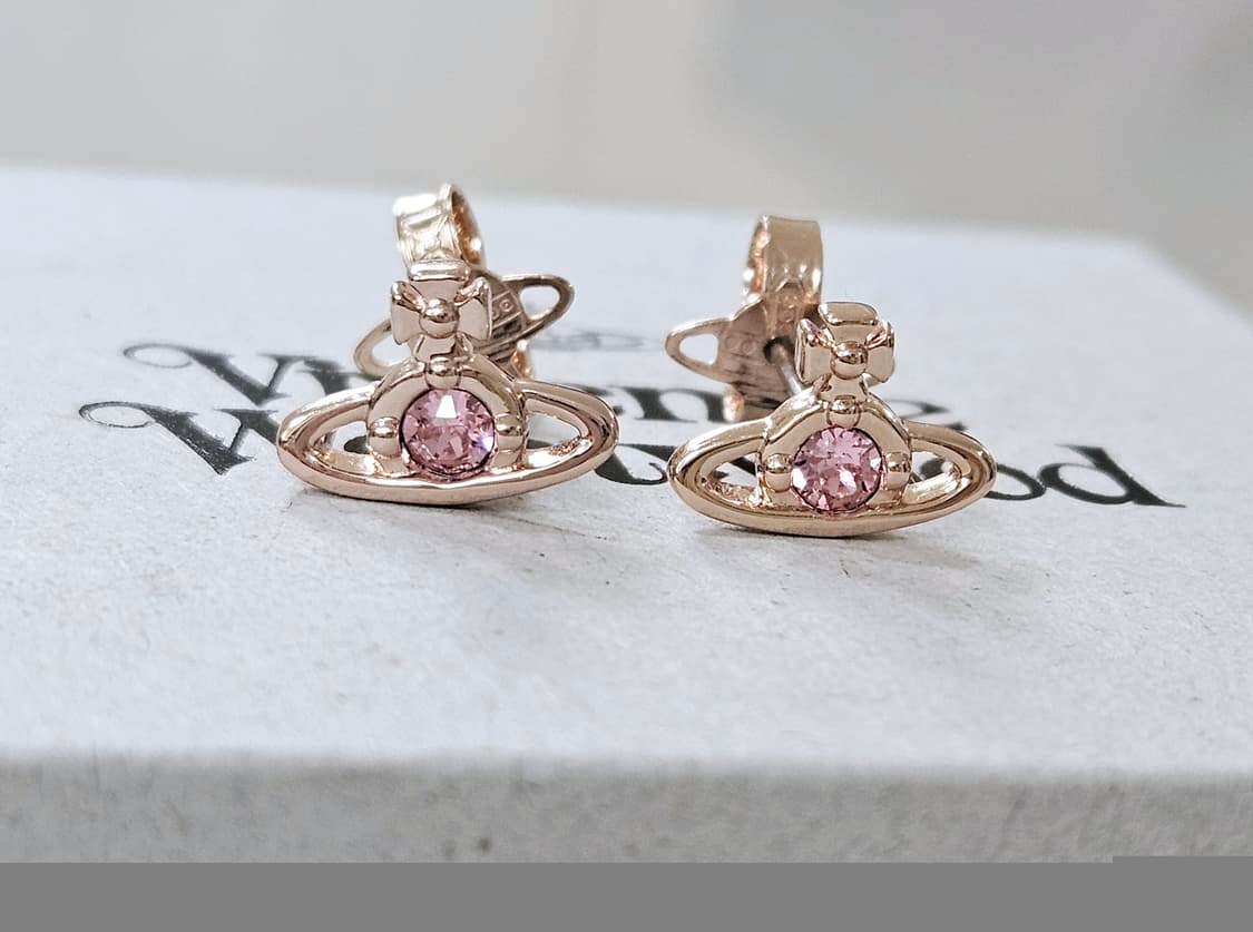 비비안 웨스트우드 나노 솔리테어 귀걸이 핑크골드×핑크큐빅 [정품/풀박스] 상품이미지1