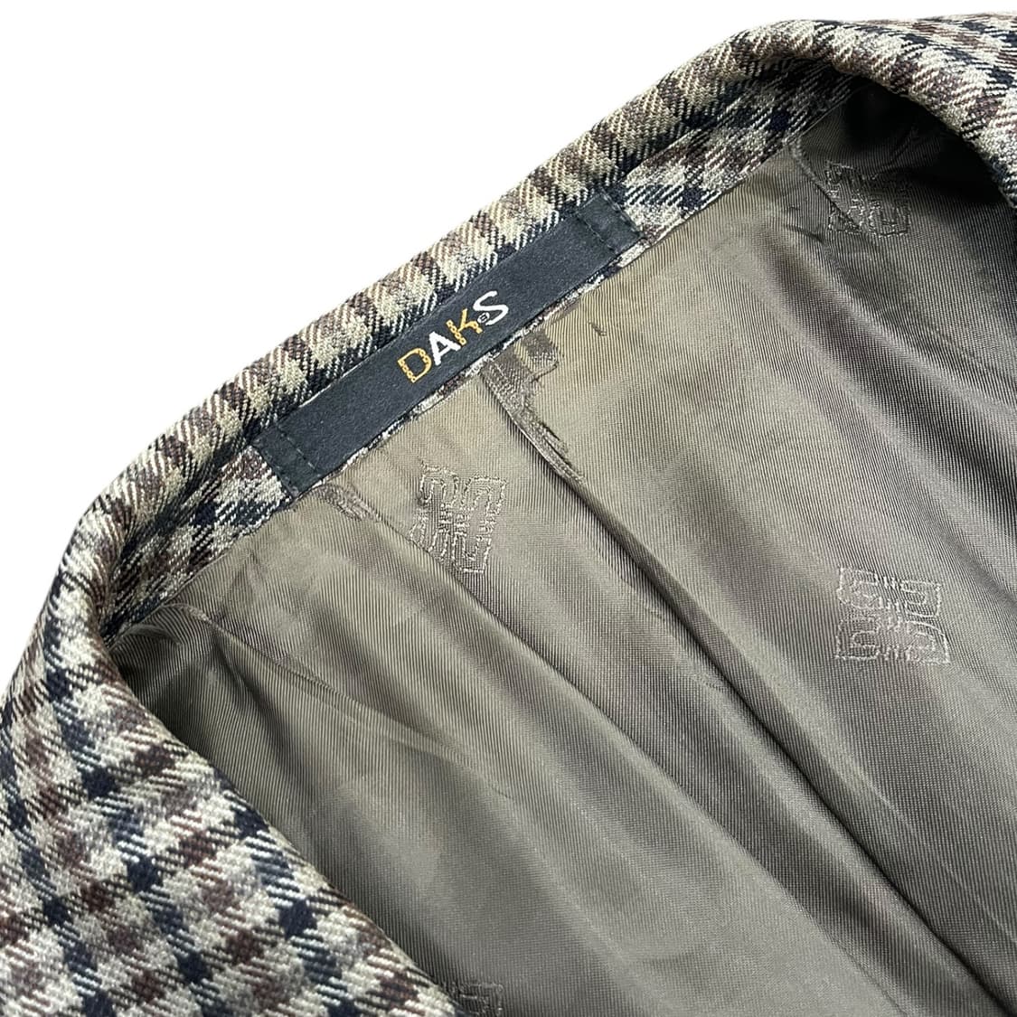 닥스 투버튼 체크 블레이저 상품이미지4