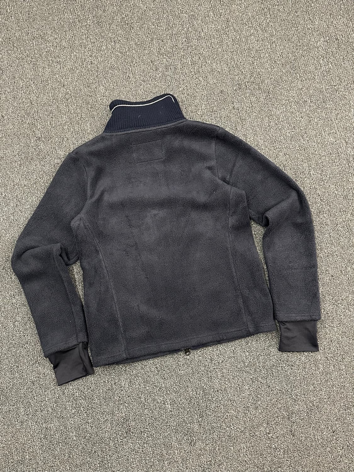 OS)빈티지 네이비 포켓 디테일 하이넥 투웨이 플리스 집업 상품이미지6