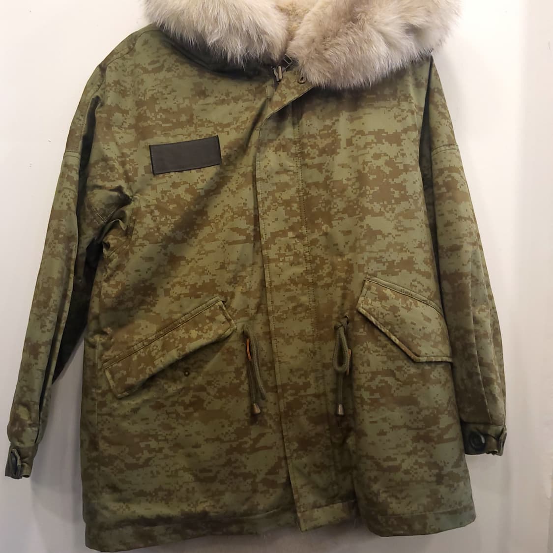 타비슈 밀리터리 야상 퍼후드 패딩 상품이미지2