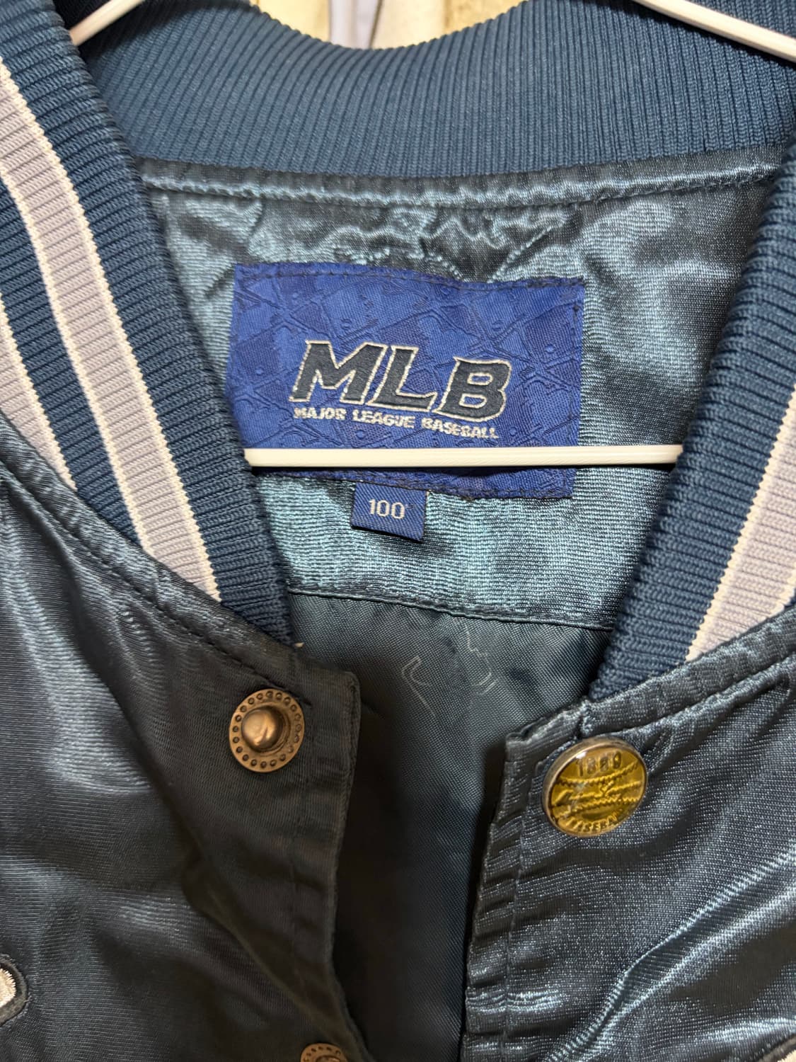 mlb 양키스 새틴 바시티 자켓 100 상품이미지3