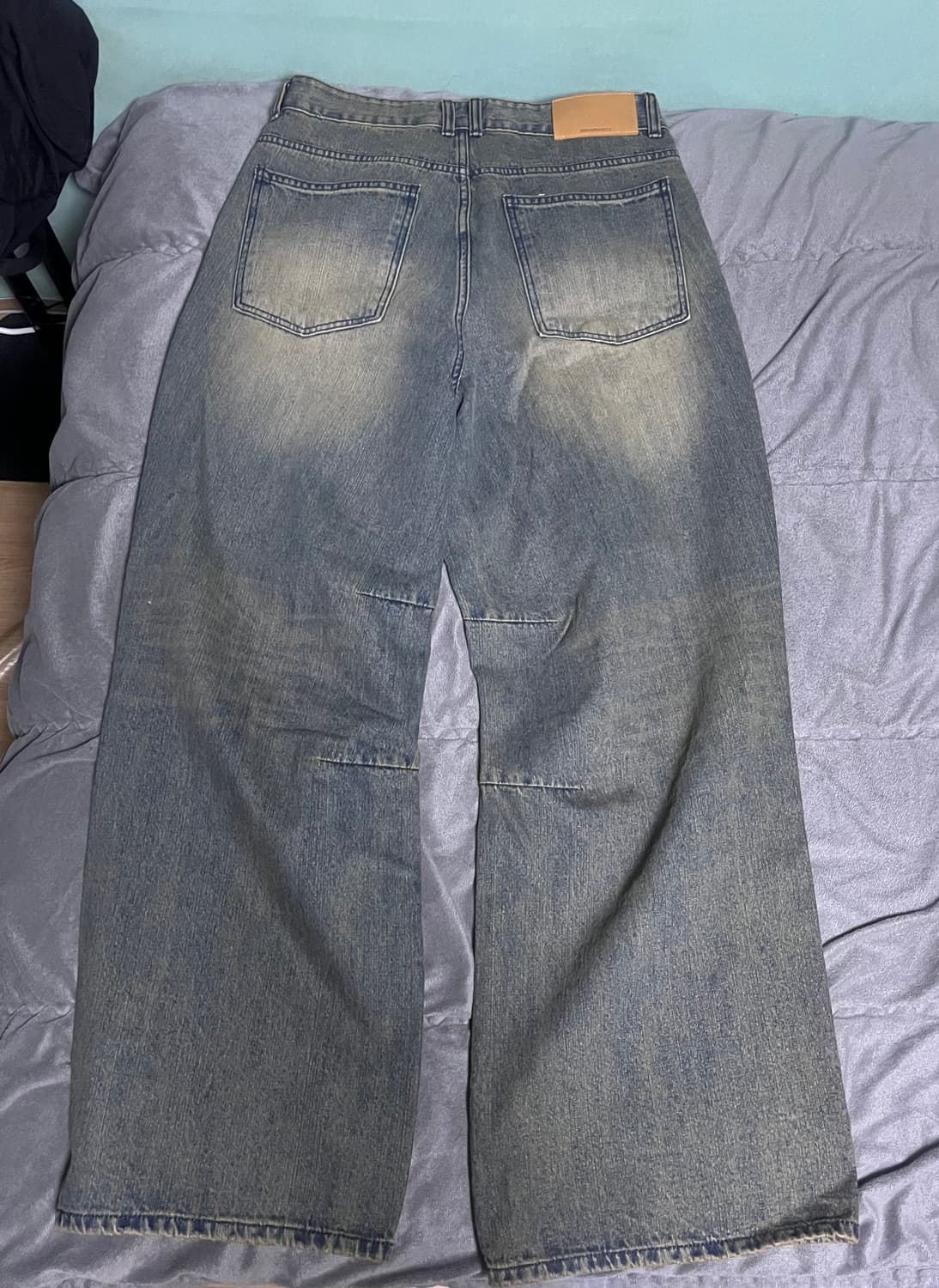 999휴머니티 AV 플리츠 데님 팬츠 상품이미지2