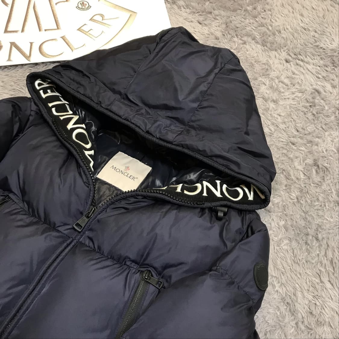 {클로젯}[3][백화점판]몽클레어 몽클라 숏 다운 패딩 자켓 상품이미지2