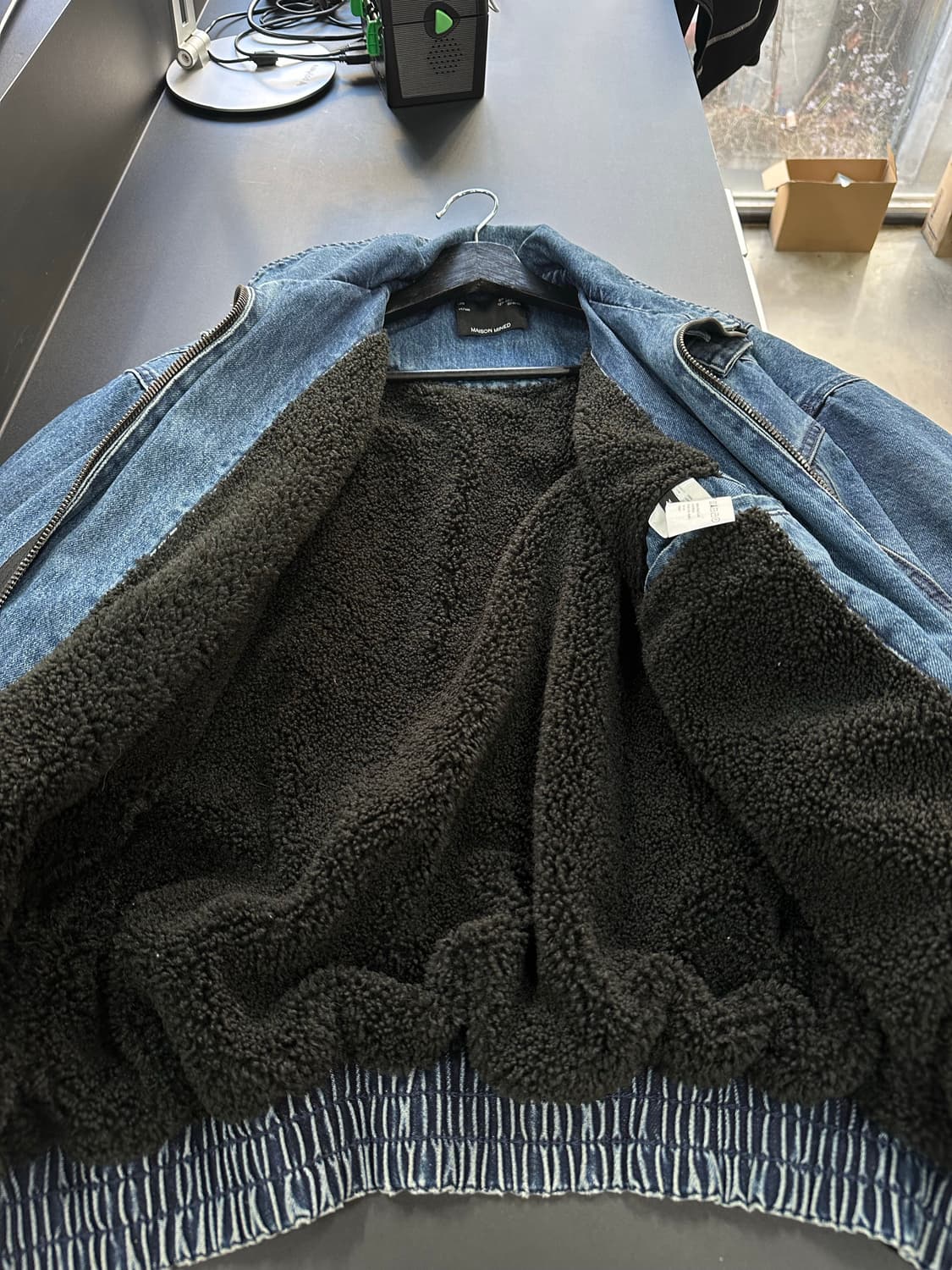 메종미네드 인사이드 보아 데님 봄버 패딩 상품이미지5