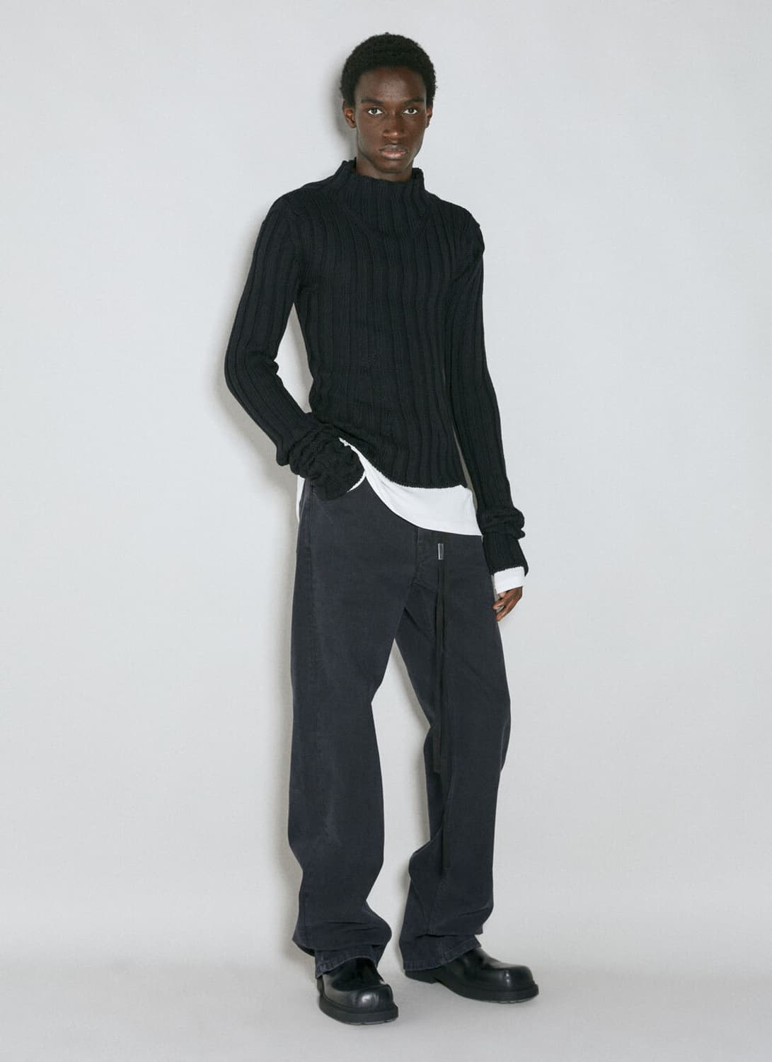 앤드뮐미스터 WARRE 크롭 립 다트 하이넥 스웨터 블랙 L사이즈 상품이미지6