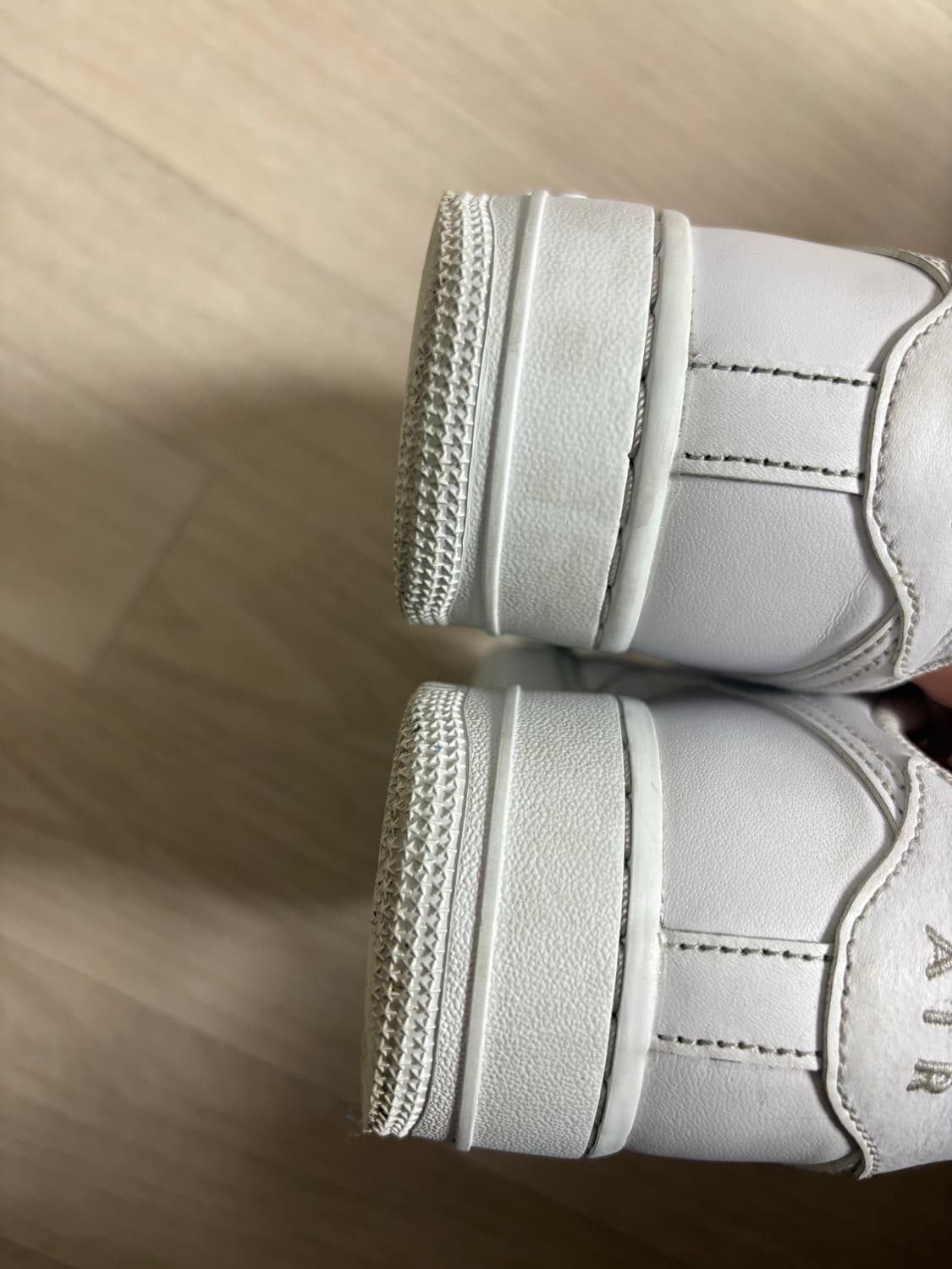 에어포스 1 화이트 상품이미지4