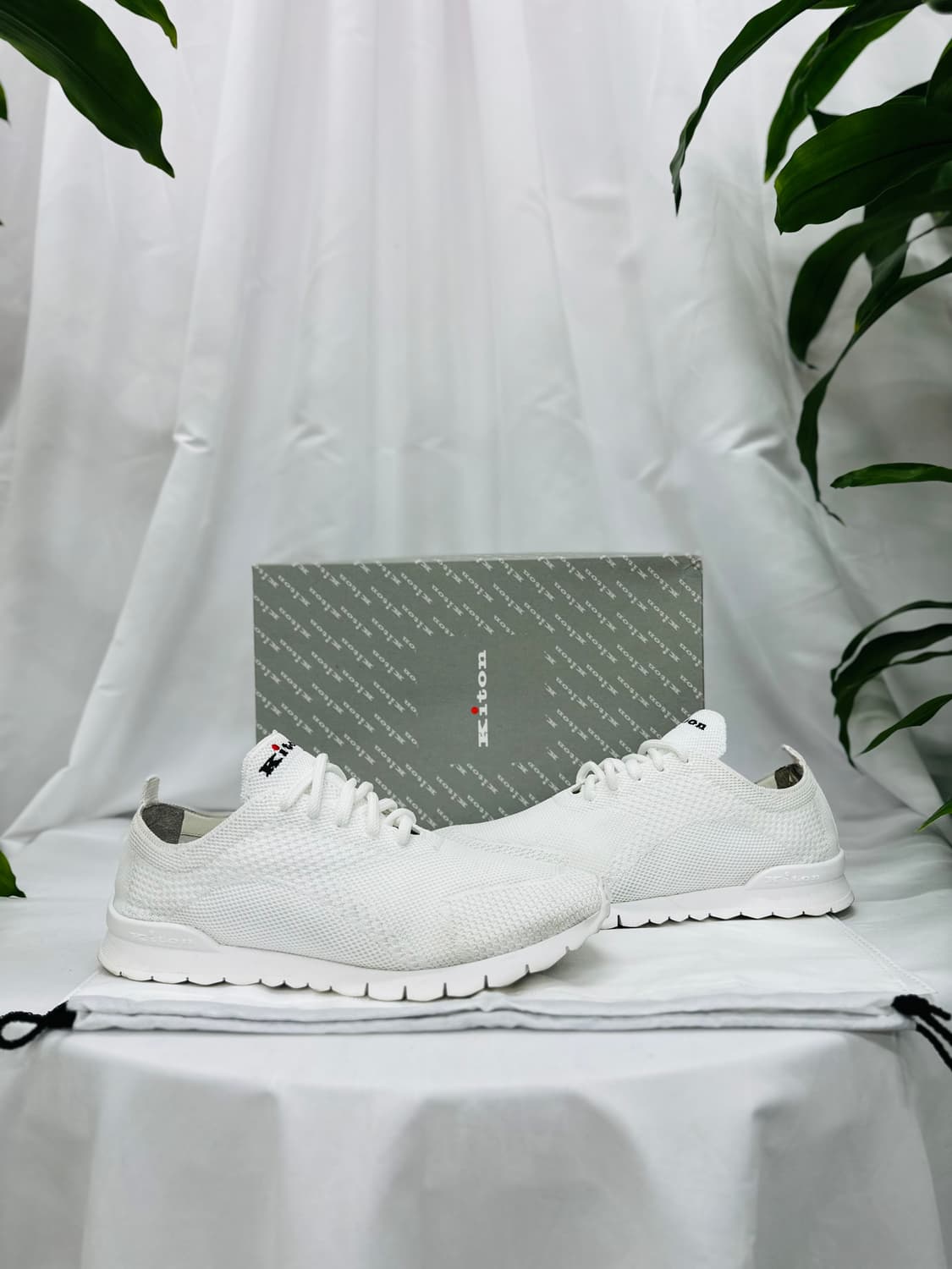 [정품] 키톤 니트 핏 러닝 슈즈 화이트 9사이즈 상품이미지1