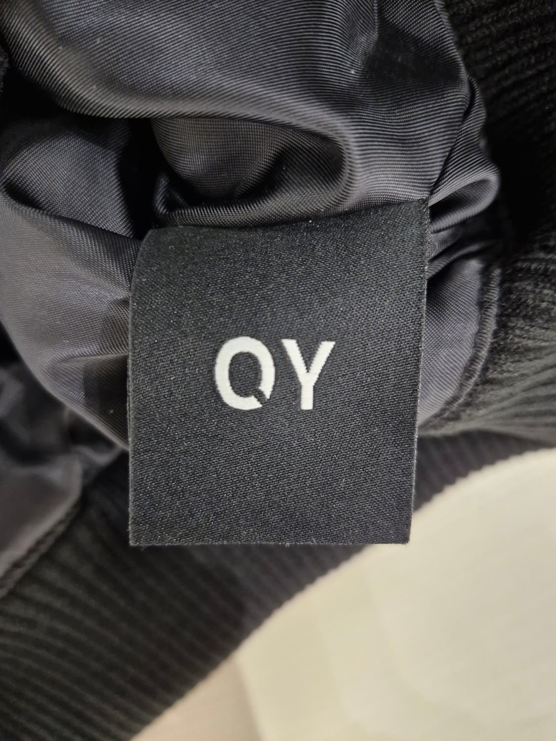 OY 오와이 메탈로고 바시티자켓 블랙 상품이미지8