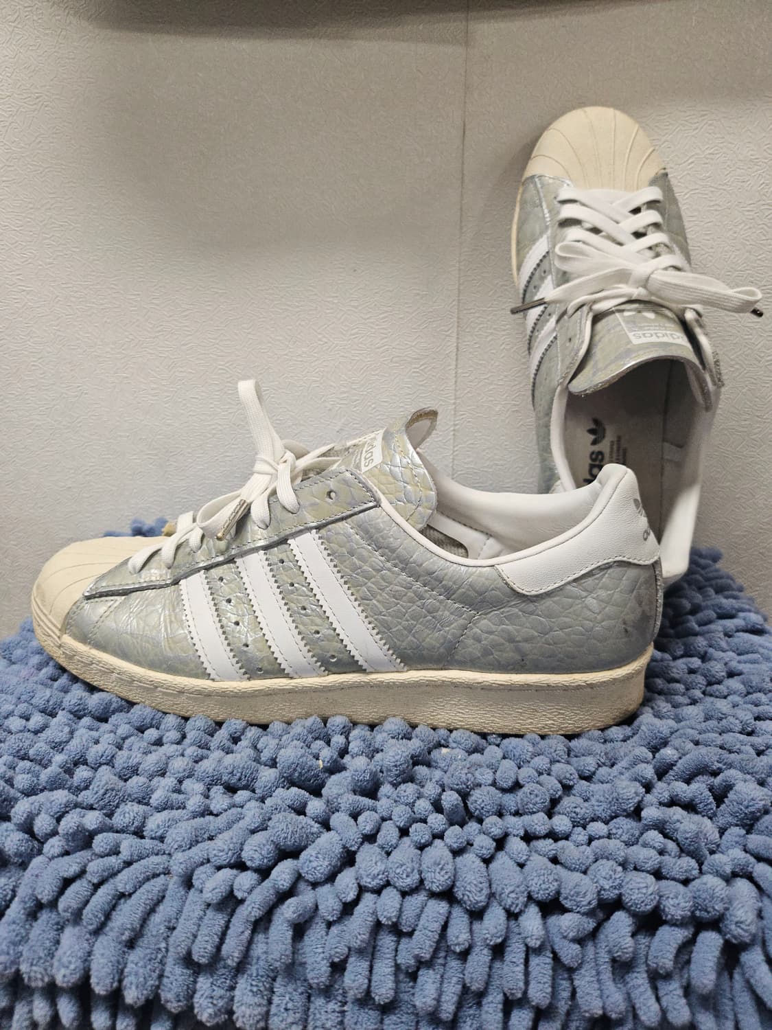 [260] 아디다스 슈퍼스타 80s 실버 화이트 뱀피 상품이미지1