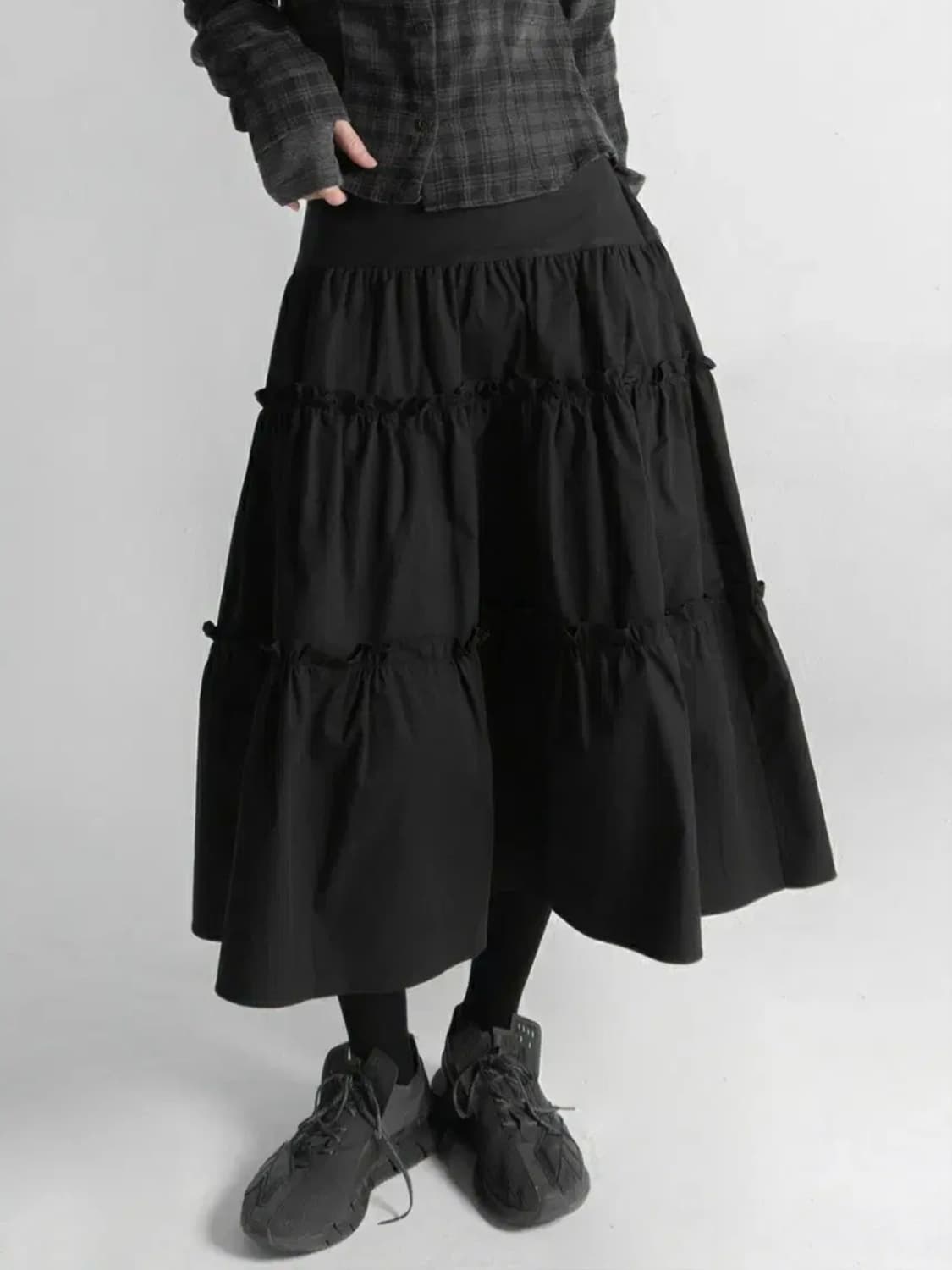 우화 MILLI FRILL SHIRRING LONG SKBLACK 치마 상품이미지2