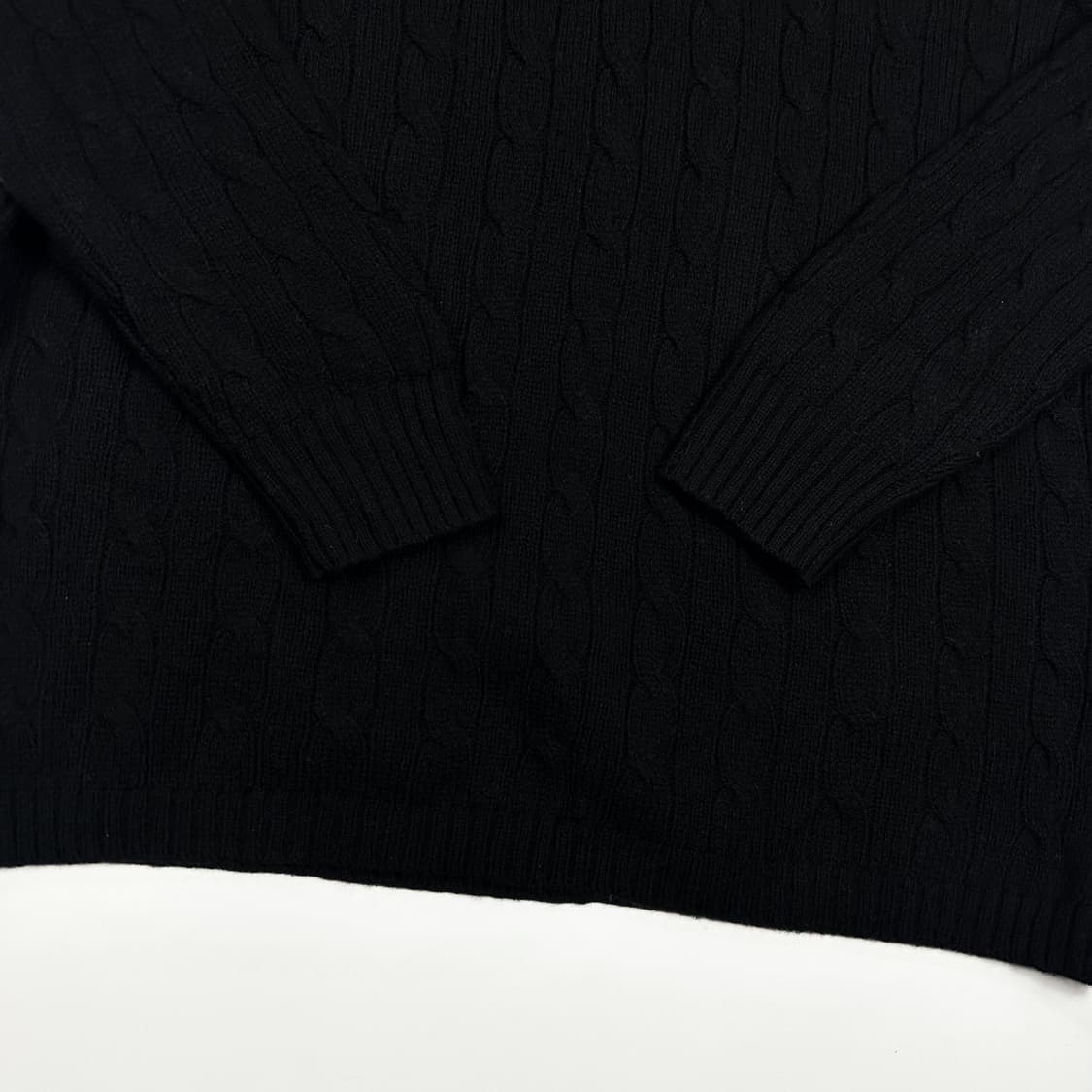 폴로 랄프로렌 클래식 브이넥 케이블 니트 블랙 M 상품이미지4
