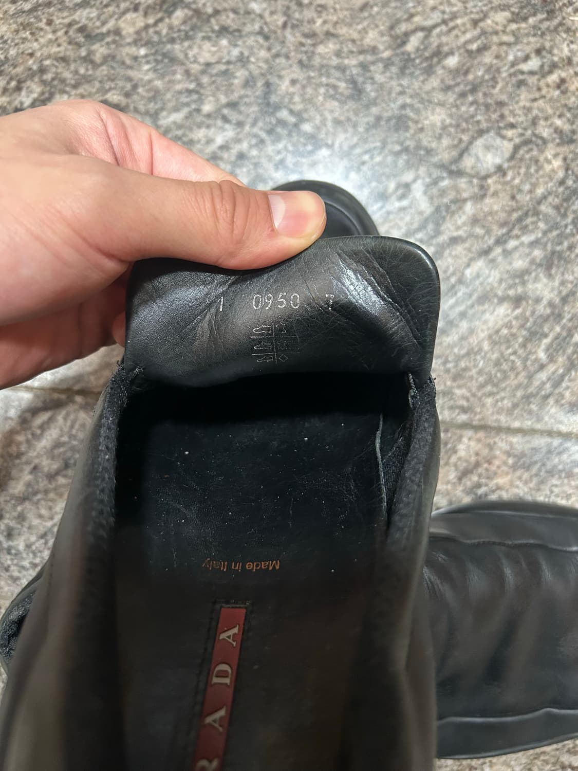 프라다 스포츠 스티치 로퍼 상품이미지2