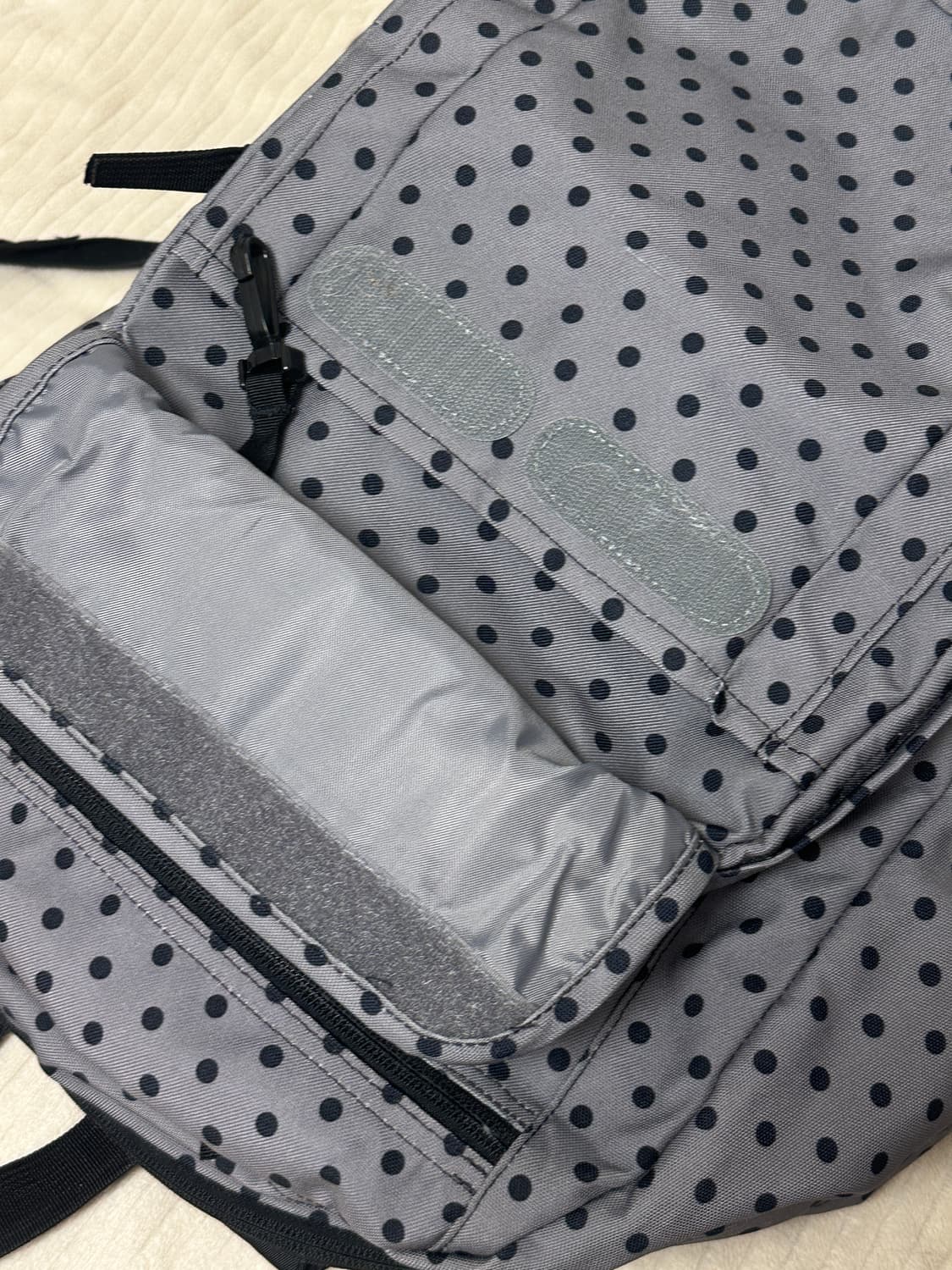 잔스포츠 도트 땡땡이 백팩 상품이미지5