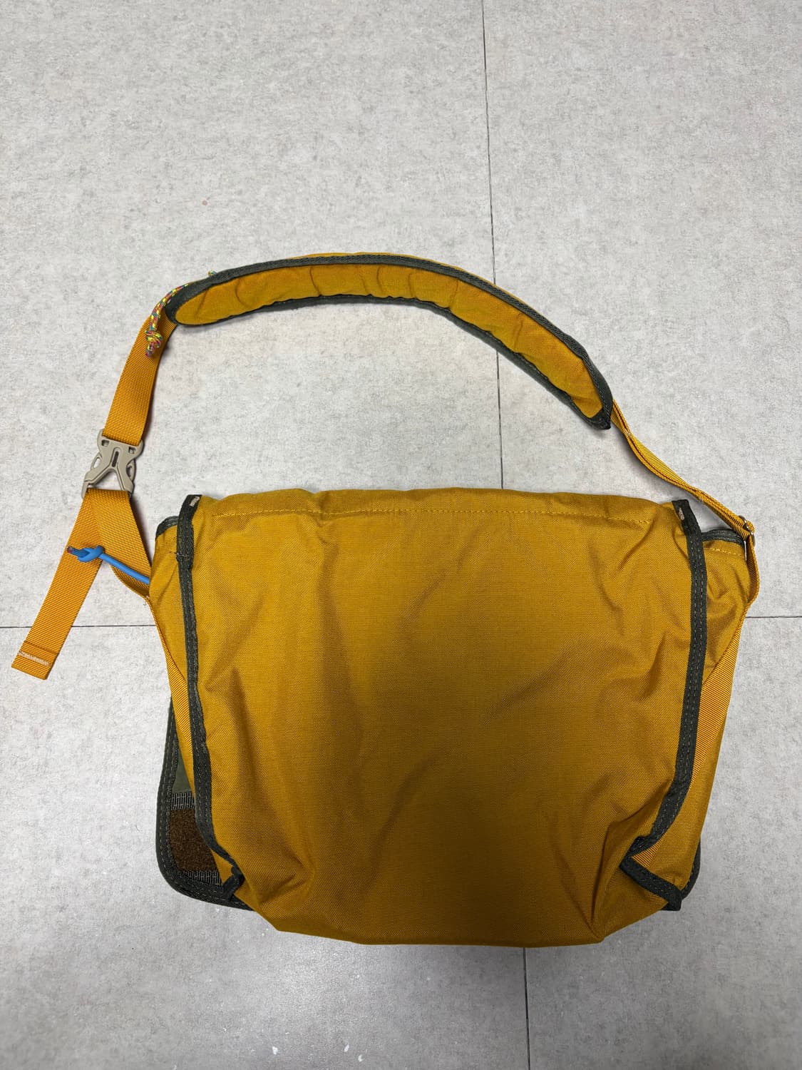 프루아 크로스백 상품이미지2