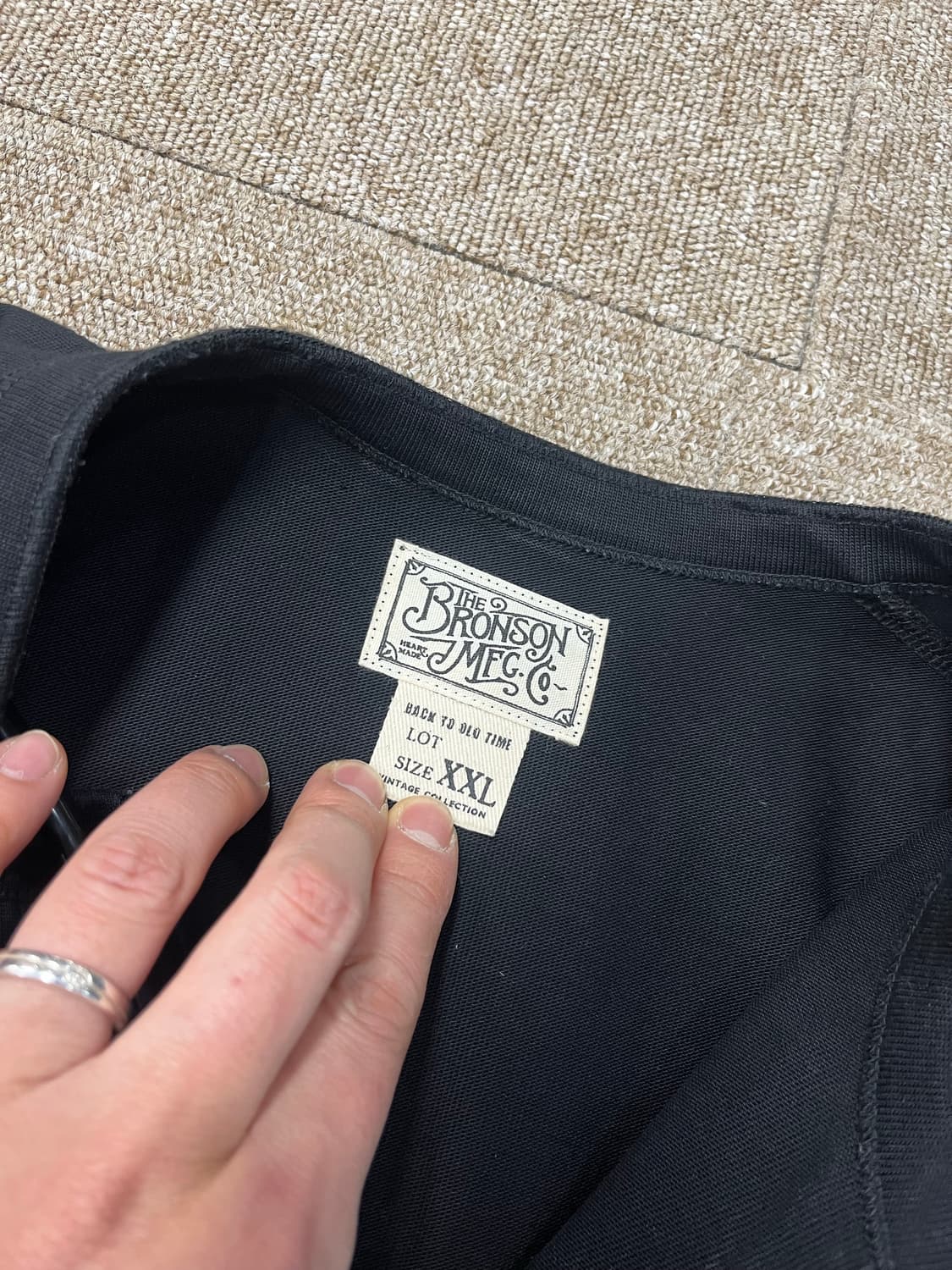 브론슨 헨리넥 긴팔 상품이미지4