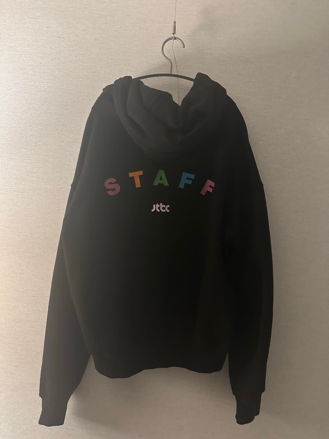 IAB STUDIO  X JTBC 스태프 후드집업 상품이미지2