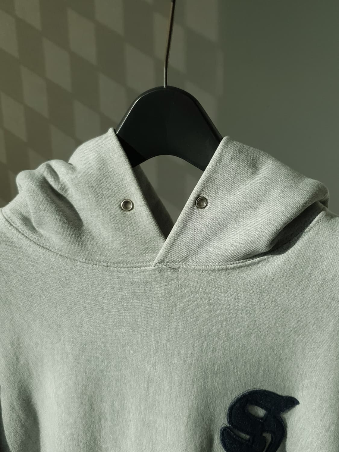 90s SUPREME gothic logo hoodie og 상품이미지3