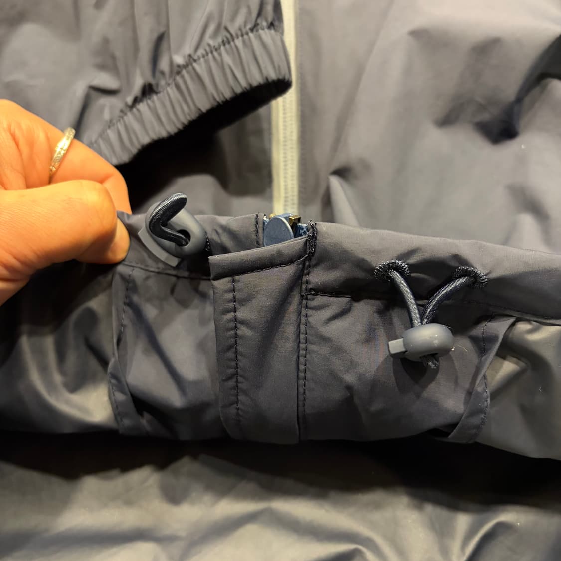 [XS] A.P.C 아페쎄 x 아식스 후드 바람막이 네이비 C352 상품이미지8