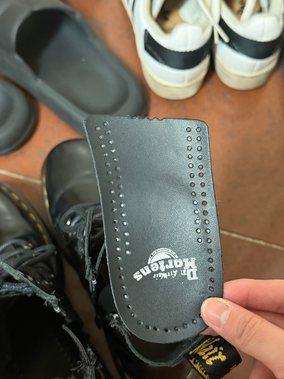 닥터마틴  제이든 230 상품이미지5