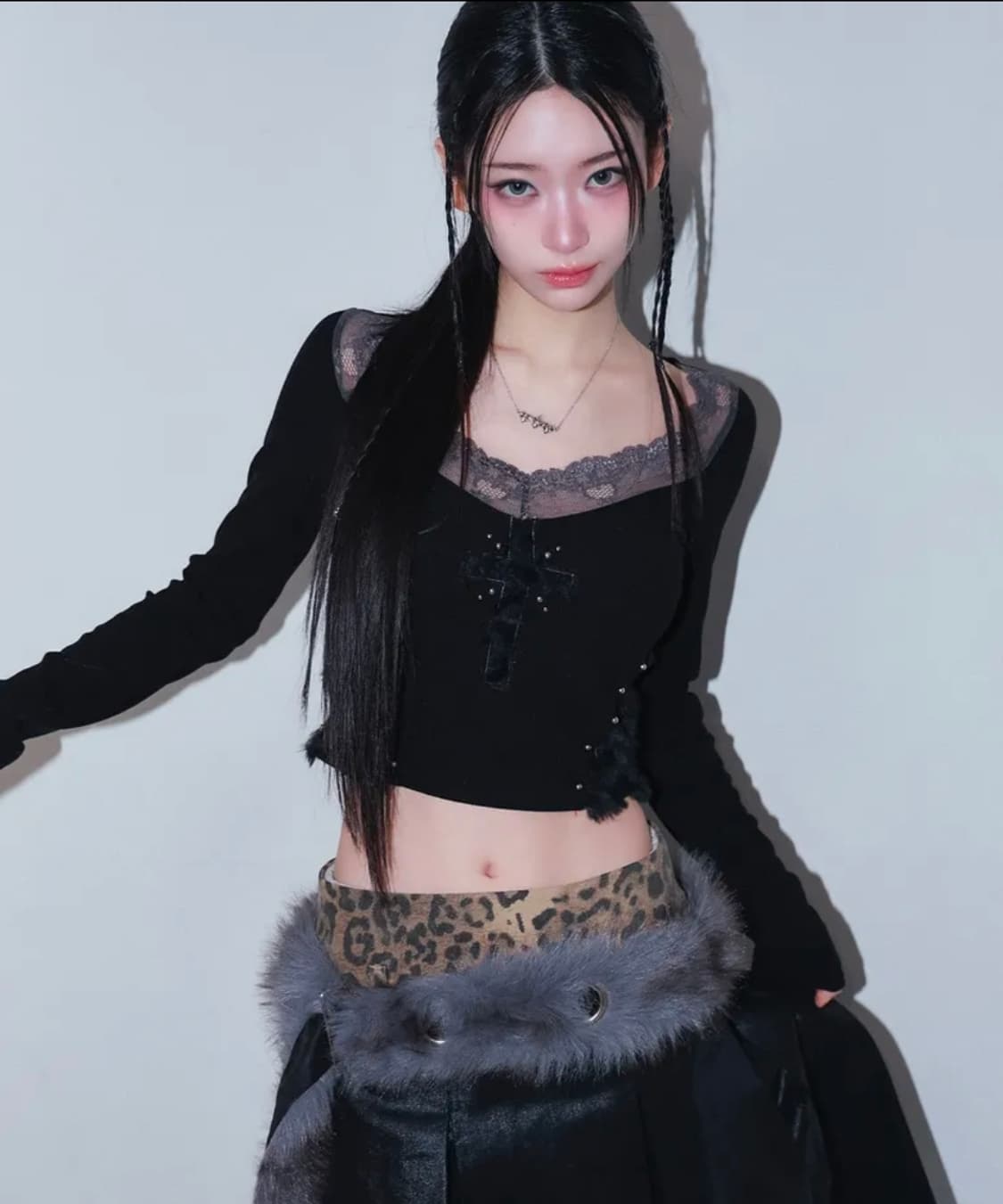 체리퀴리 패치 레이스 슬리브 블랙 상품이미지2