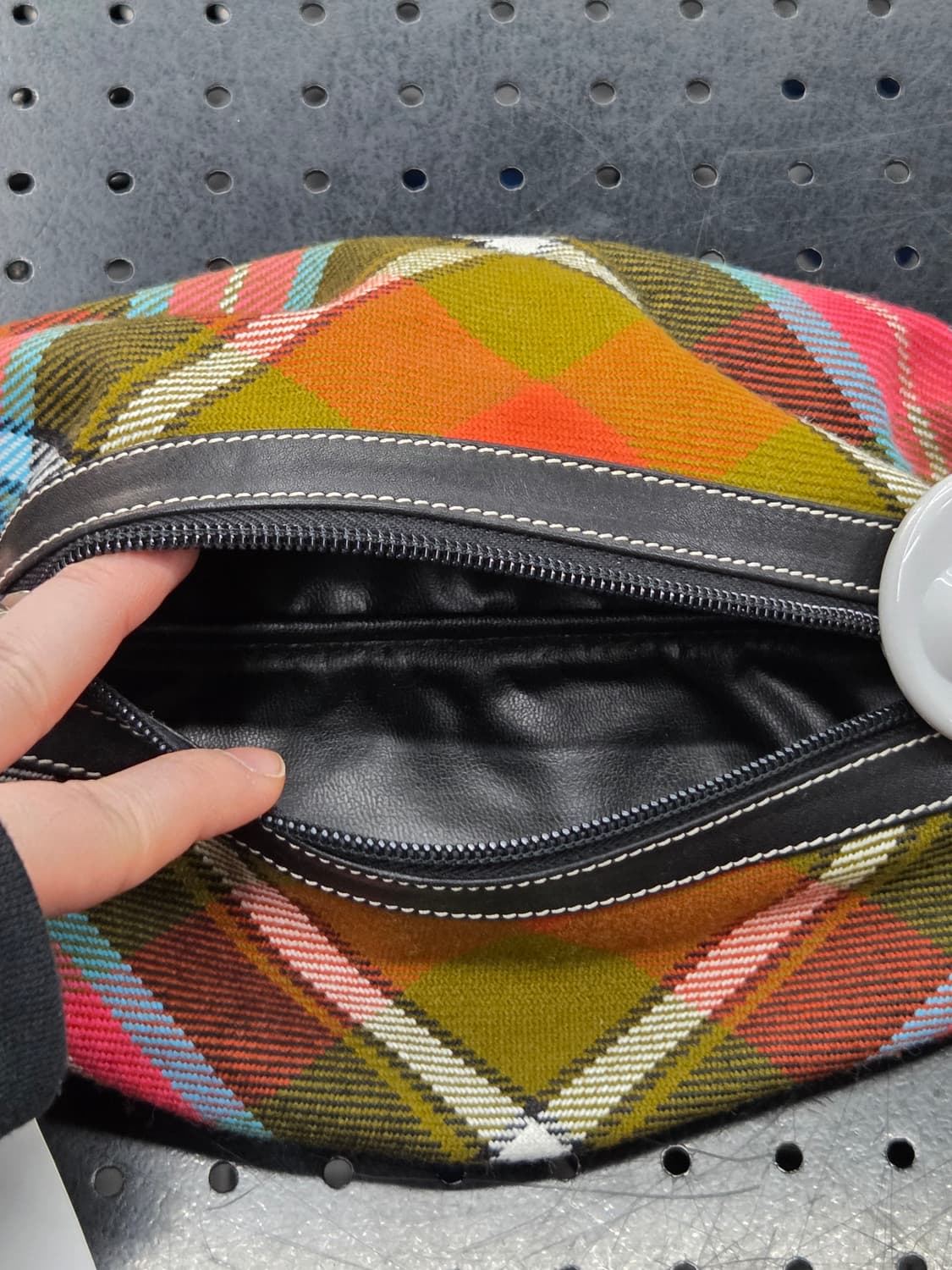 Vivienne Westwood 비비안웨스트우드 체크 클러치 파우치 상품이미지4